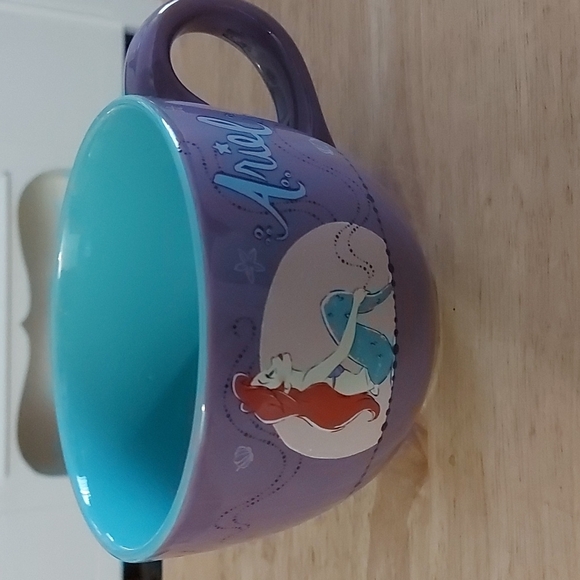 Little Mermaid Silver Buffalo  24oz Mug - Picture 3 of 6